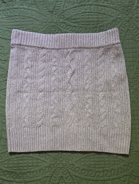 Noisy May Cable Knit Mini Skirt in Light Taupe Heather